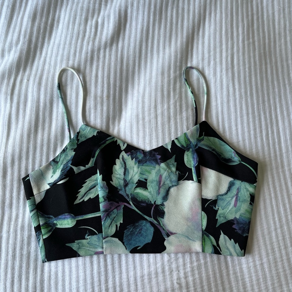 L’atiste crop top